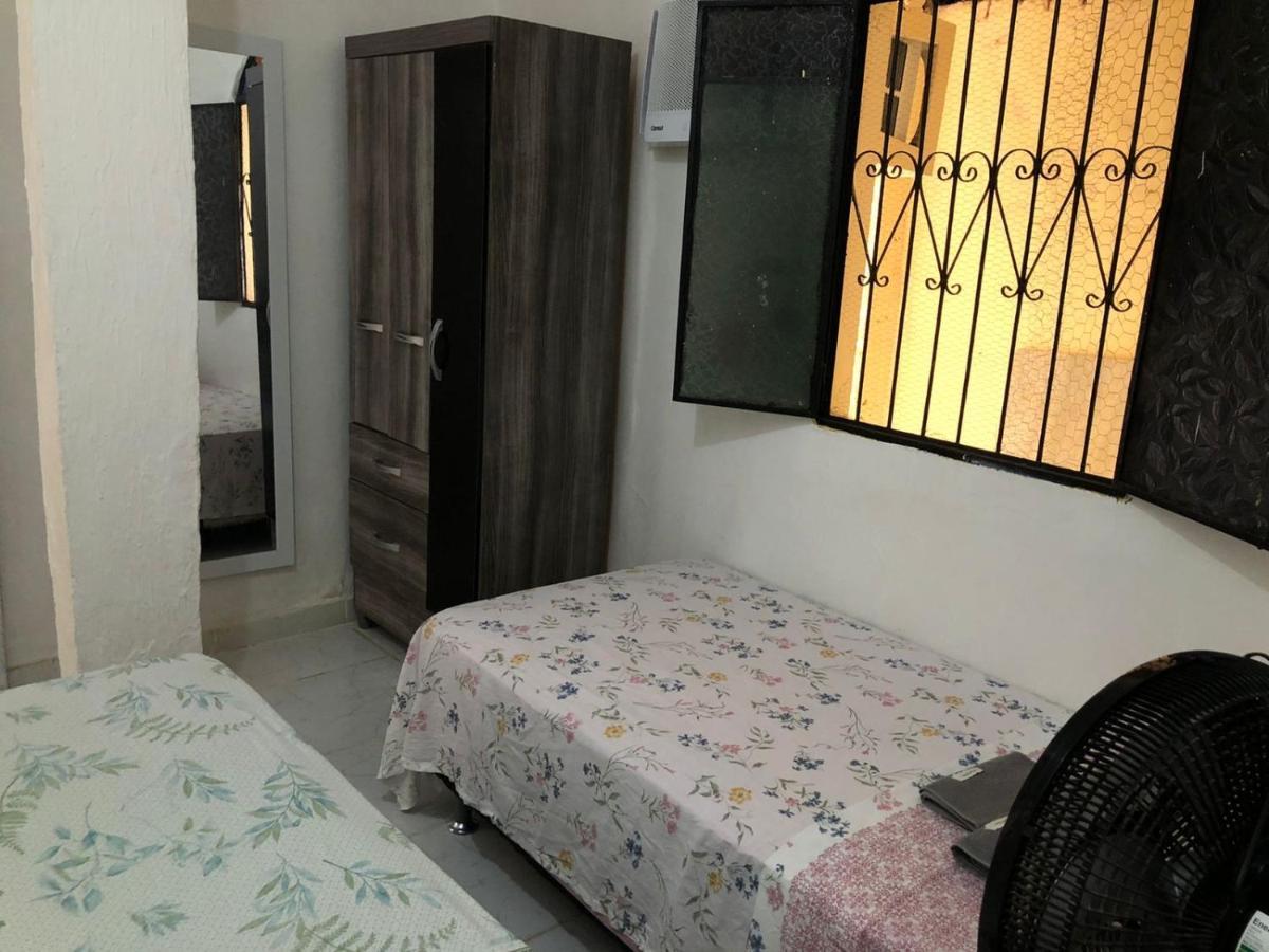 Casa De Hospedes Manaus - Dormitorios Com Cozinha Esterno foto